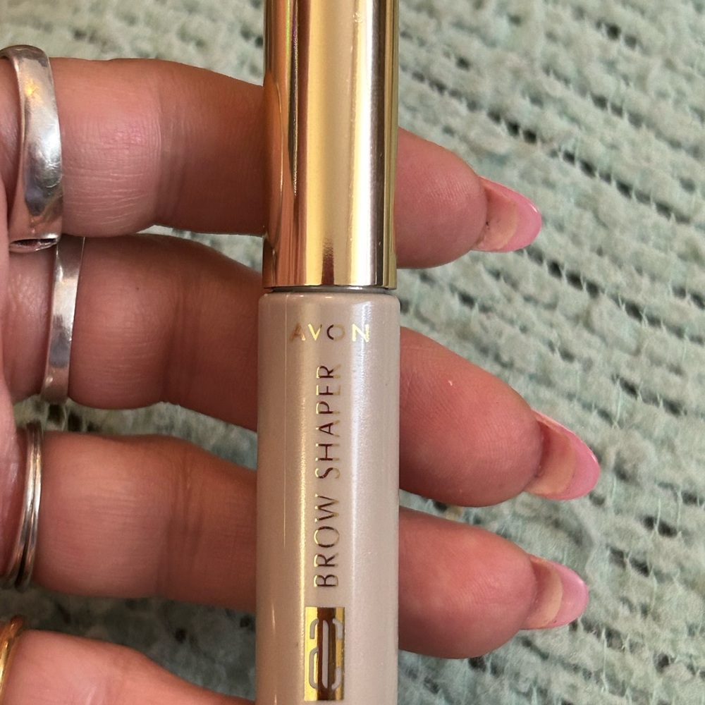 Avon Brow Shaper. Tawny.